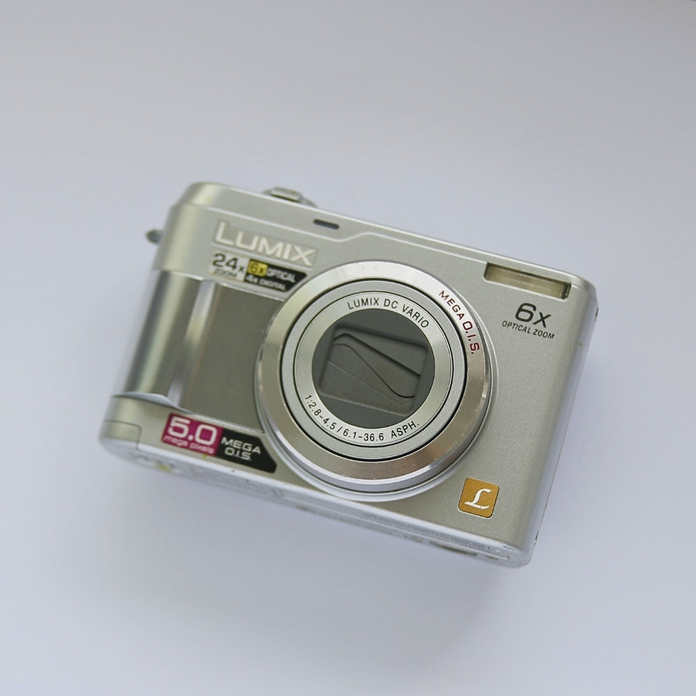 Panasonic LUMIX DMC-LZ2