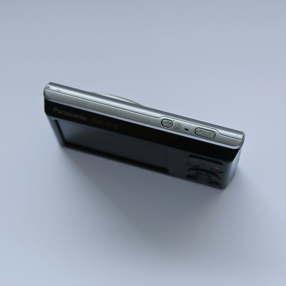 Panasonic LUMIX DMC-FH10