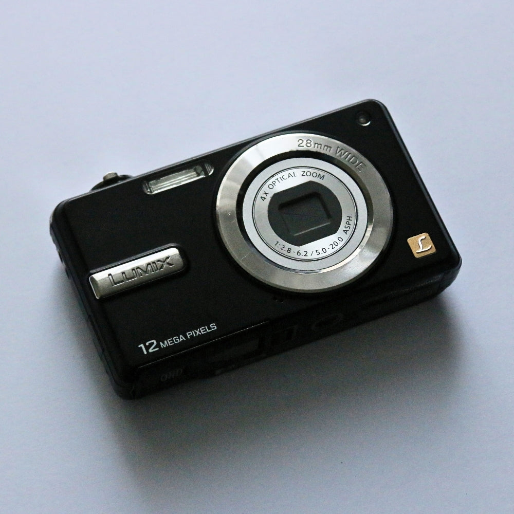 Panasonic Lumix DMC-F3