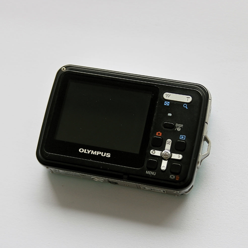 OLYMPUS Stylus 560WP