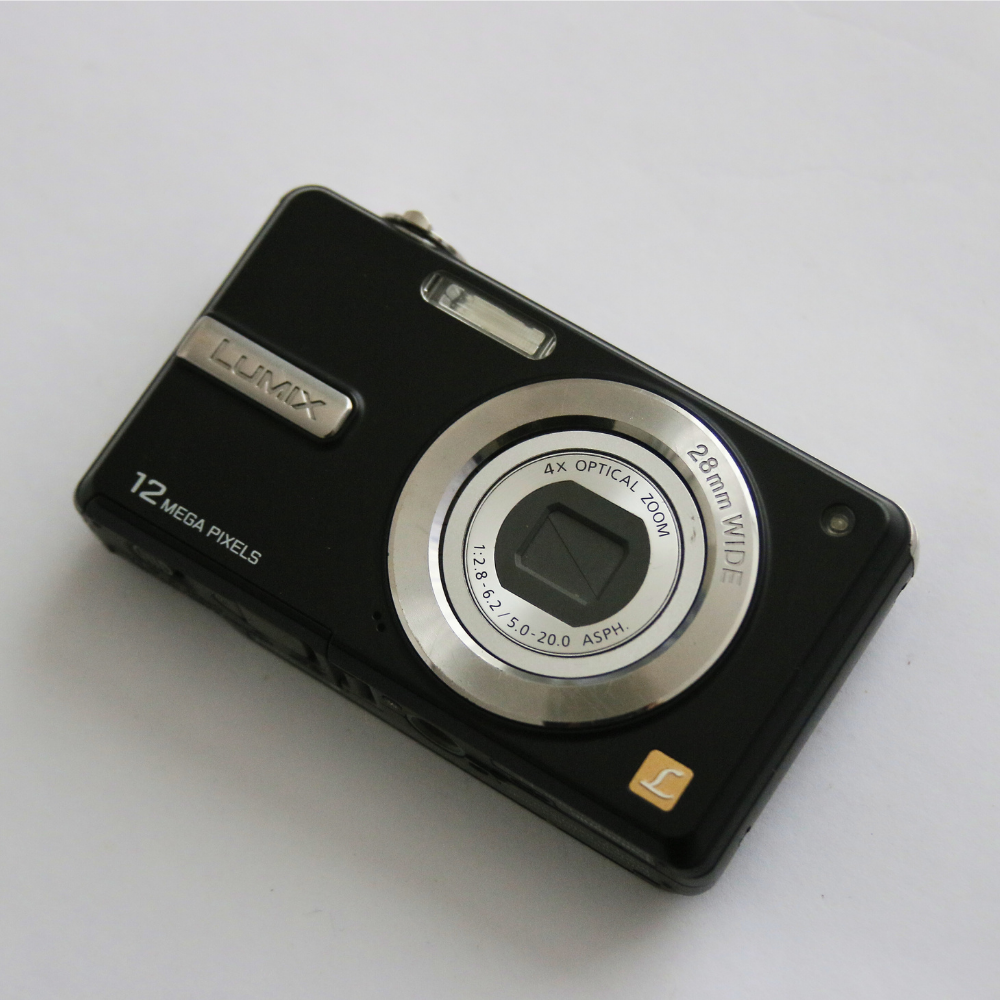 Panasonic Lumix DMC-F3
