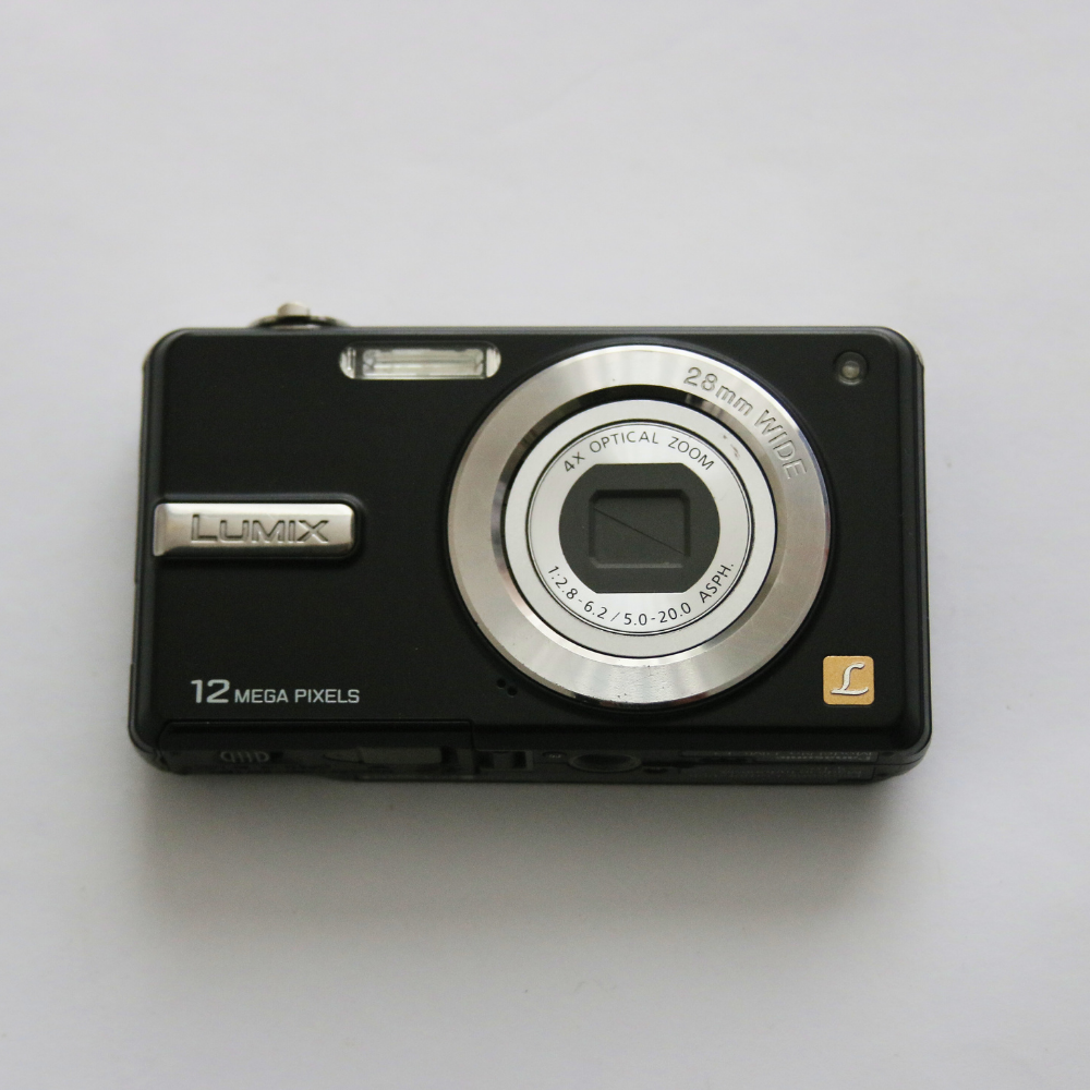 Panasonic Lumix DMC-F3