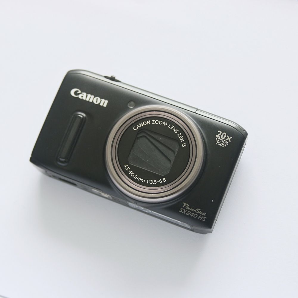 Canon PowerShot SX240 HS