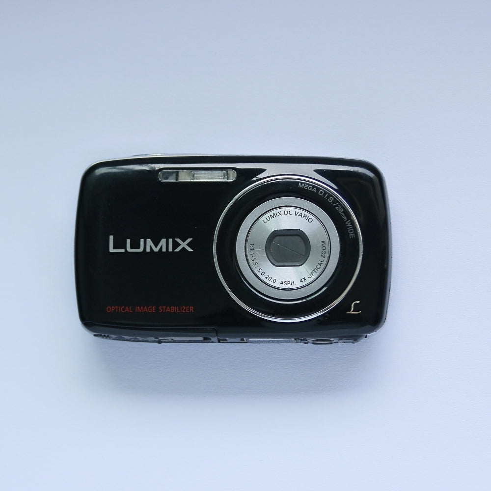 Panasonic LUMIX DMC-S1