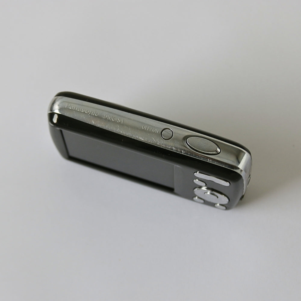 Panasonic LUMIX DMC-S1