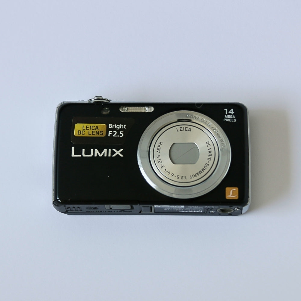 Panasonic LUMIX DMC-FH6