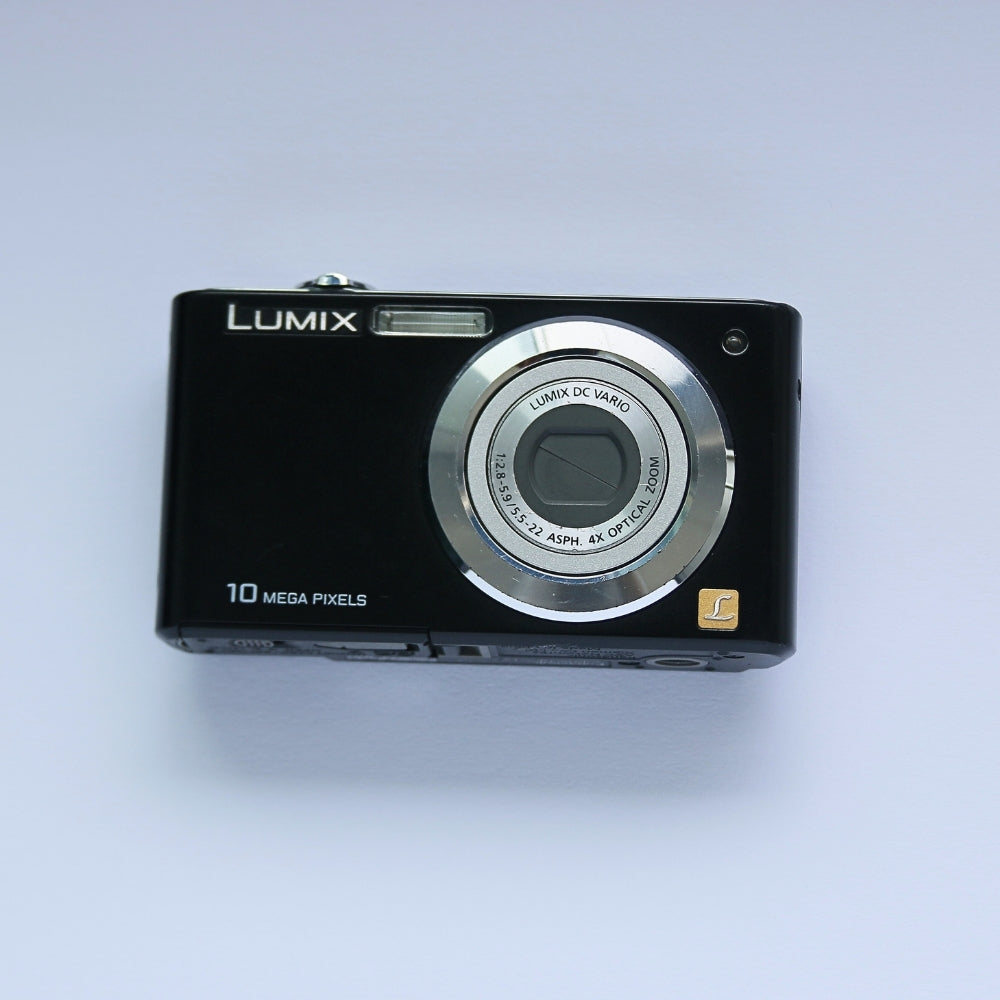 Panasonic Lumix DMC-F2