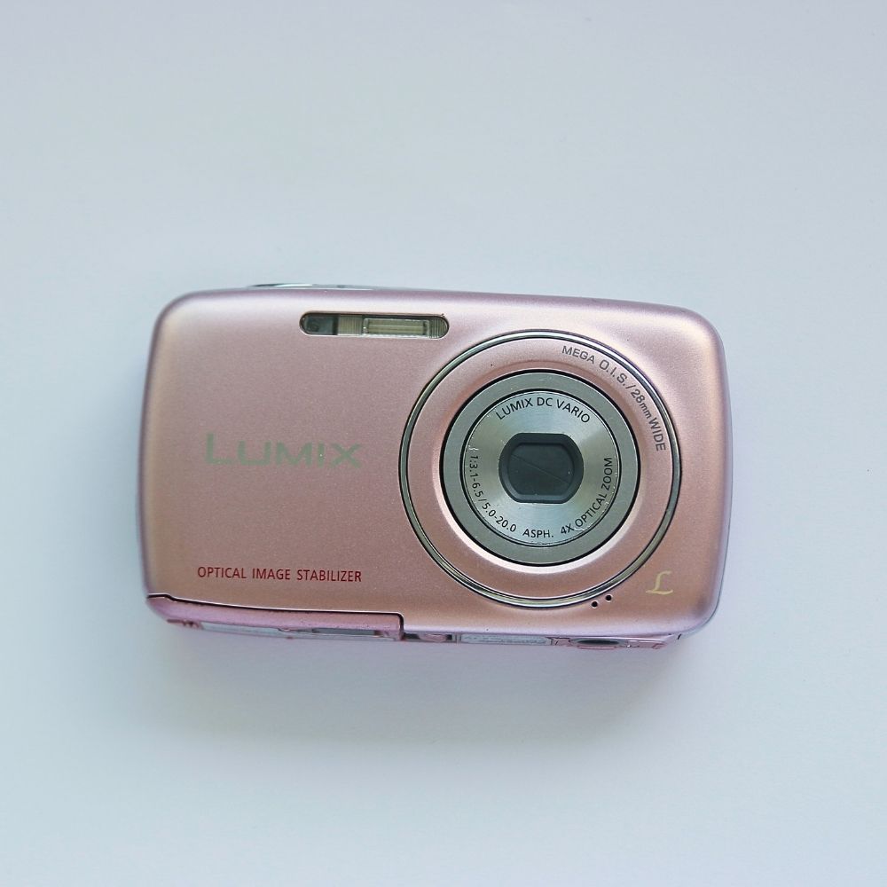 Panasonic LUMIX DMC-S1