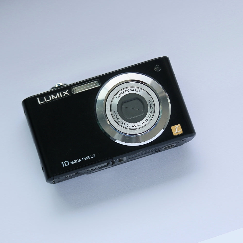 Panasonic Lumix DMC-F2