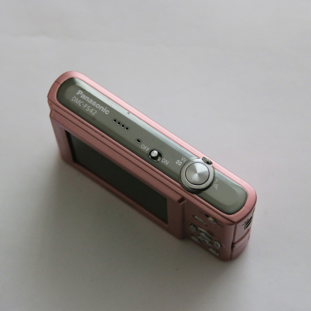 Panasonic LUMIX DMC-FS42