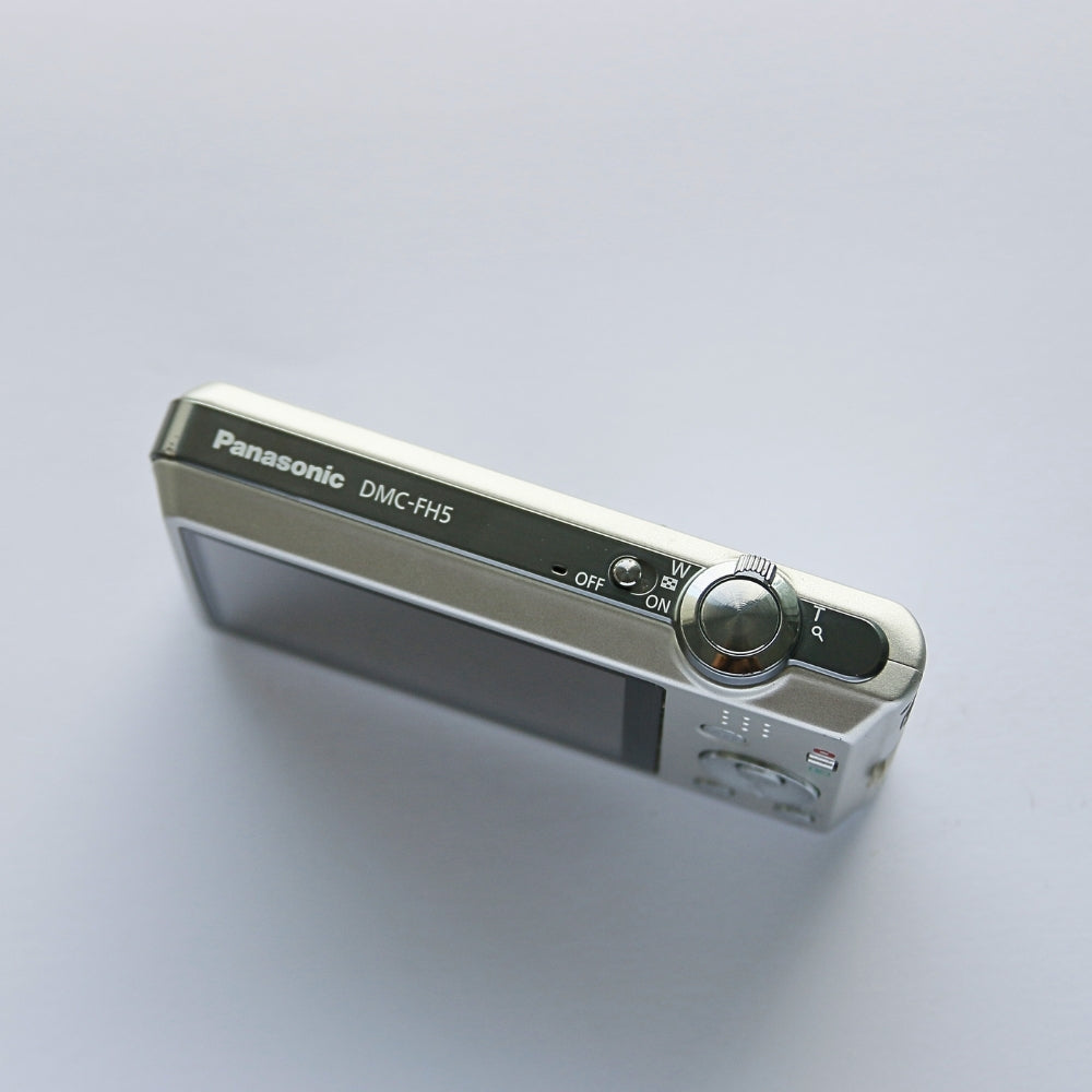 Panasonic LUMIX DMC-FH5