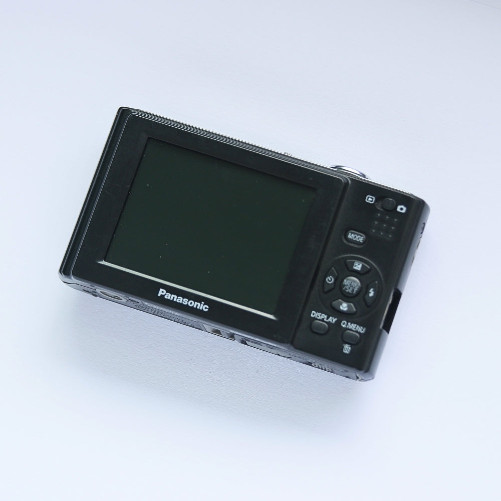 Panasonic Lumix DMC-F2