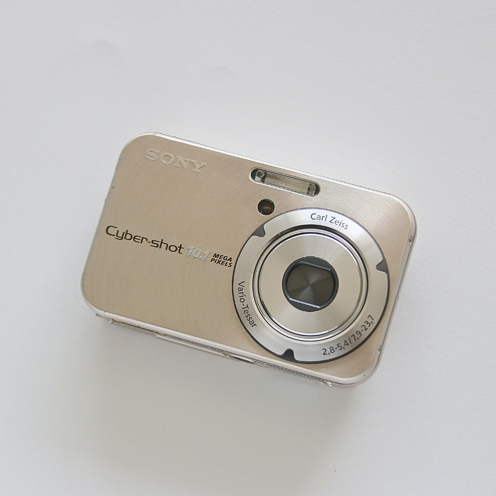 Sony Cyber-shot DSC-N2