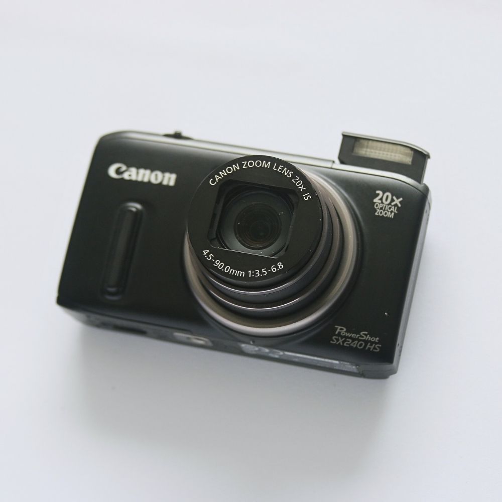 Canon PowerShot SX240 HS