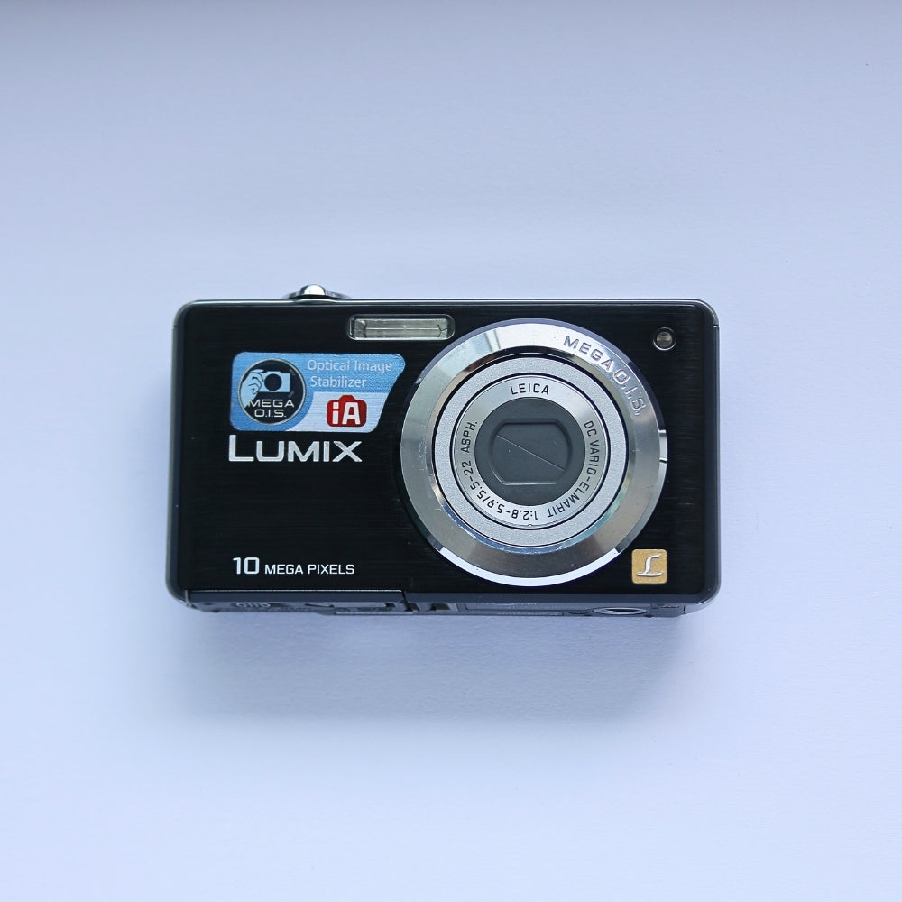 Panasonic LUMIX DMC-FS7