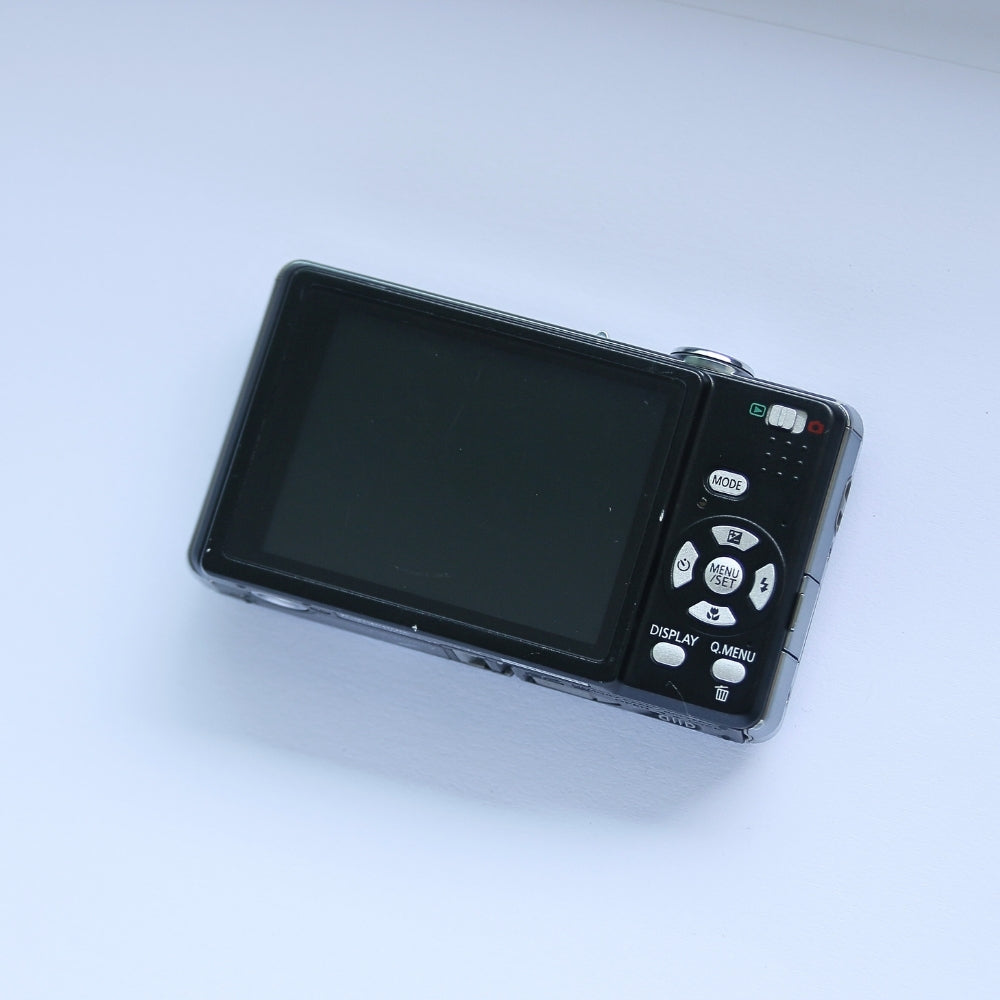 Panasonic LUMIX DMC-FS7