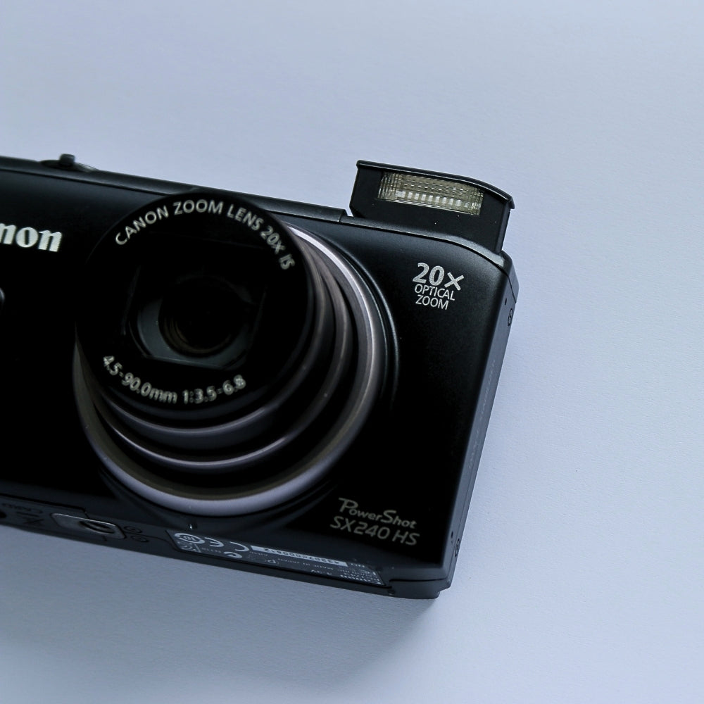 Canon PowerShot SX240 HS