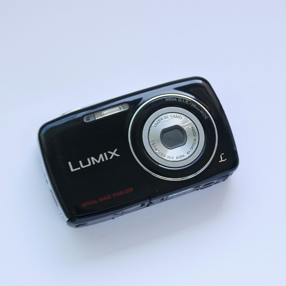 Panasonic LUMIX DMC-S3