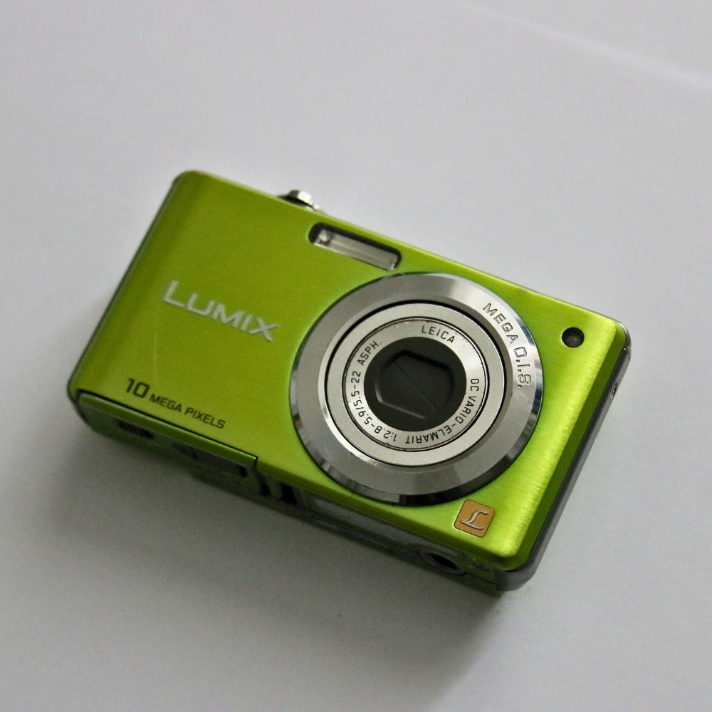 Panasonic LUMIX DMC-FS7