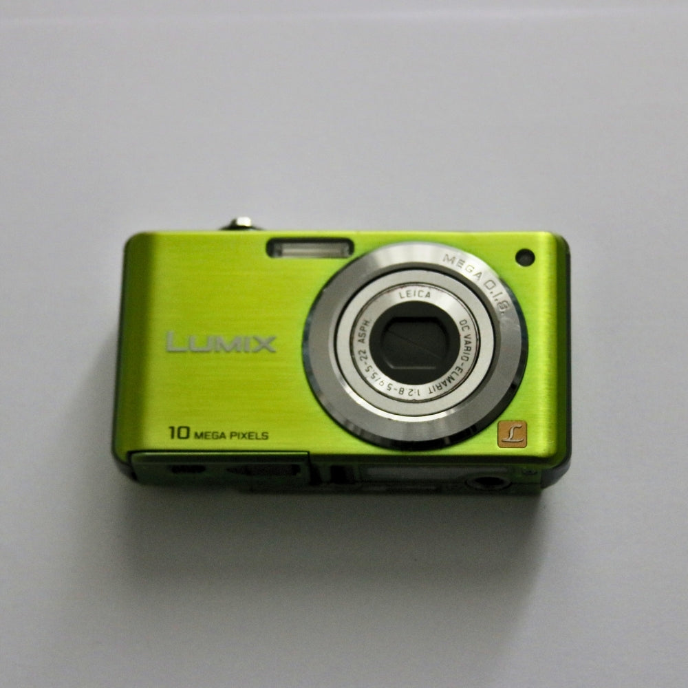 Panasonic LUMIX DMC-FS7