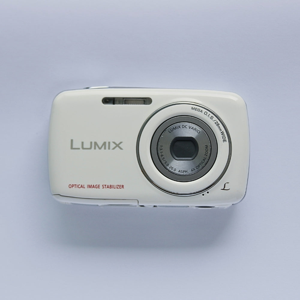 Panasonic LUMIX DMC-S3