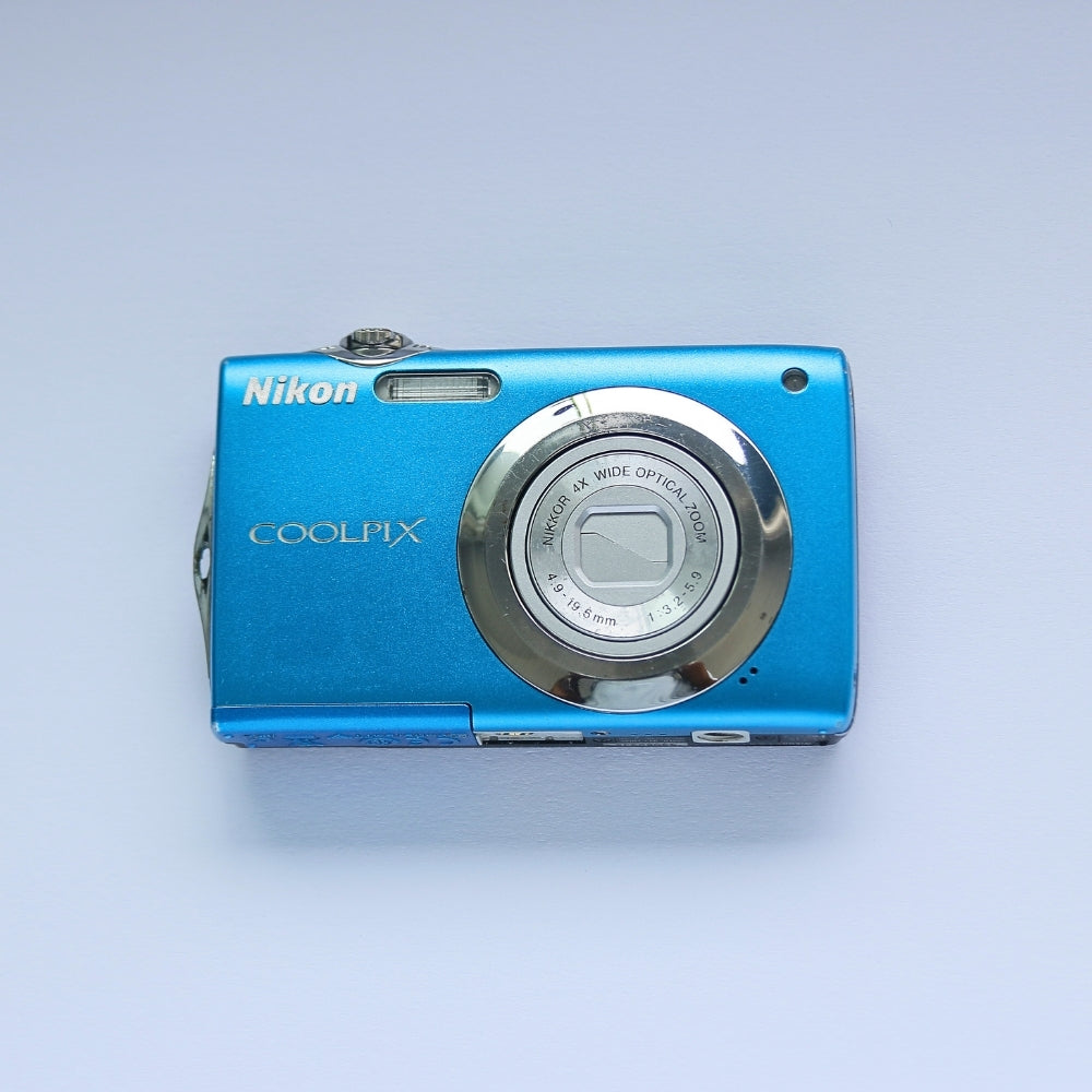 Nikon Coolpix S3000