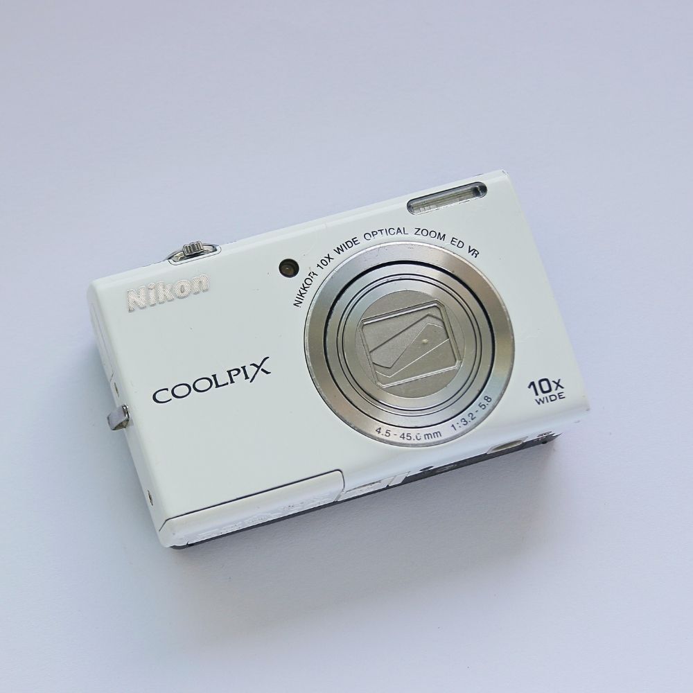 Nikon COOLPIX S6200