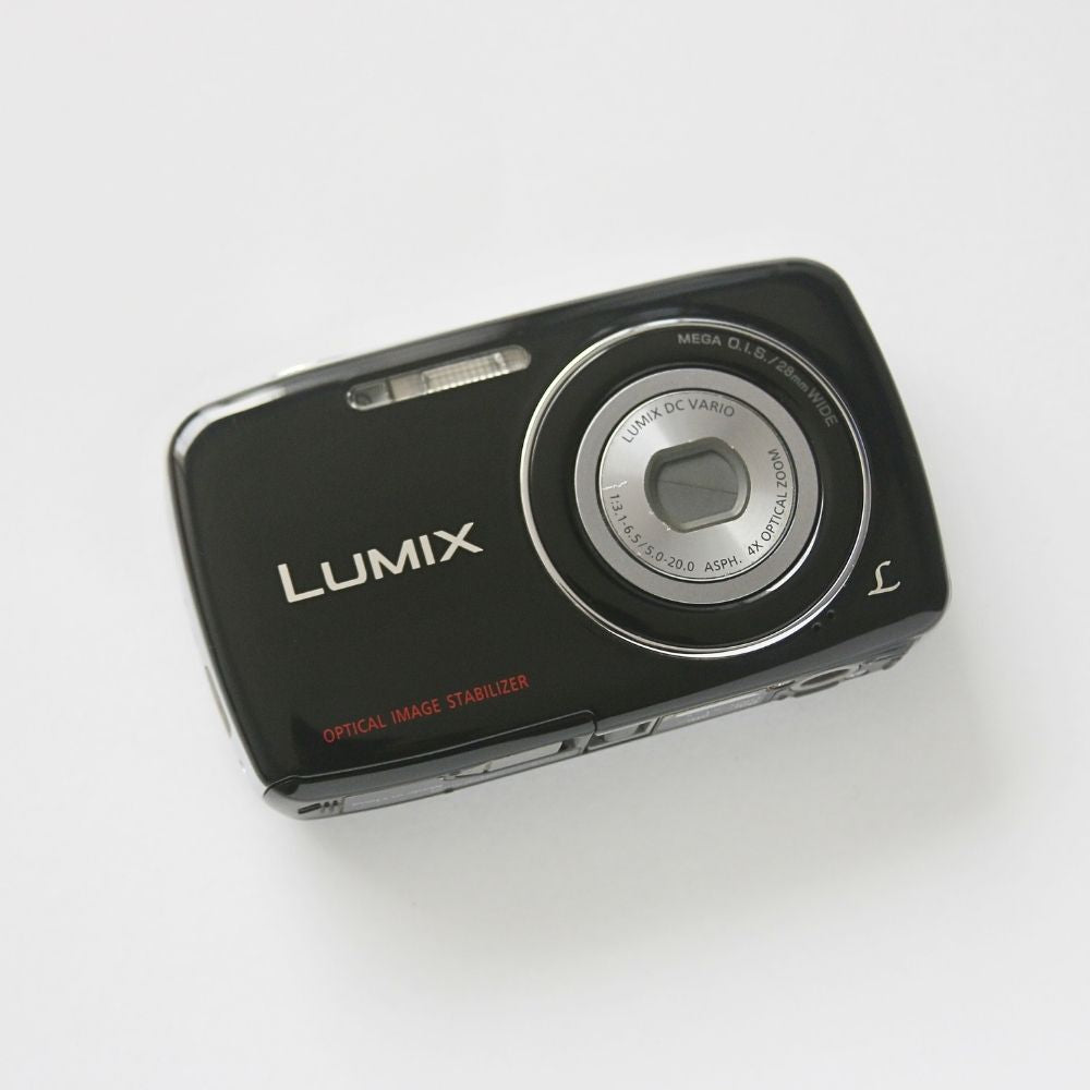Panasonic LUMIX DMC-S1