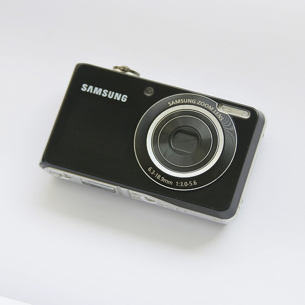 Samsung PL100 Selfie