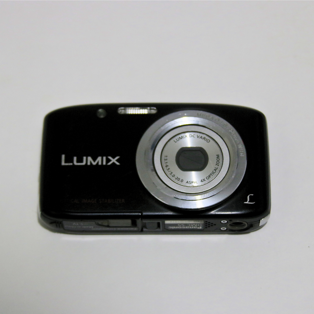 Panasonic LUMIX DMC-S5