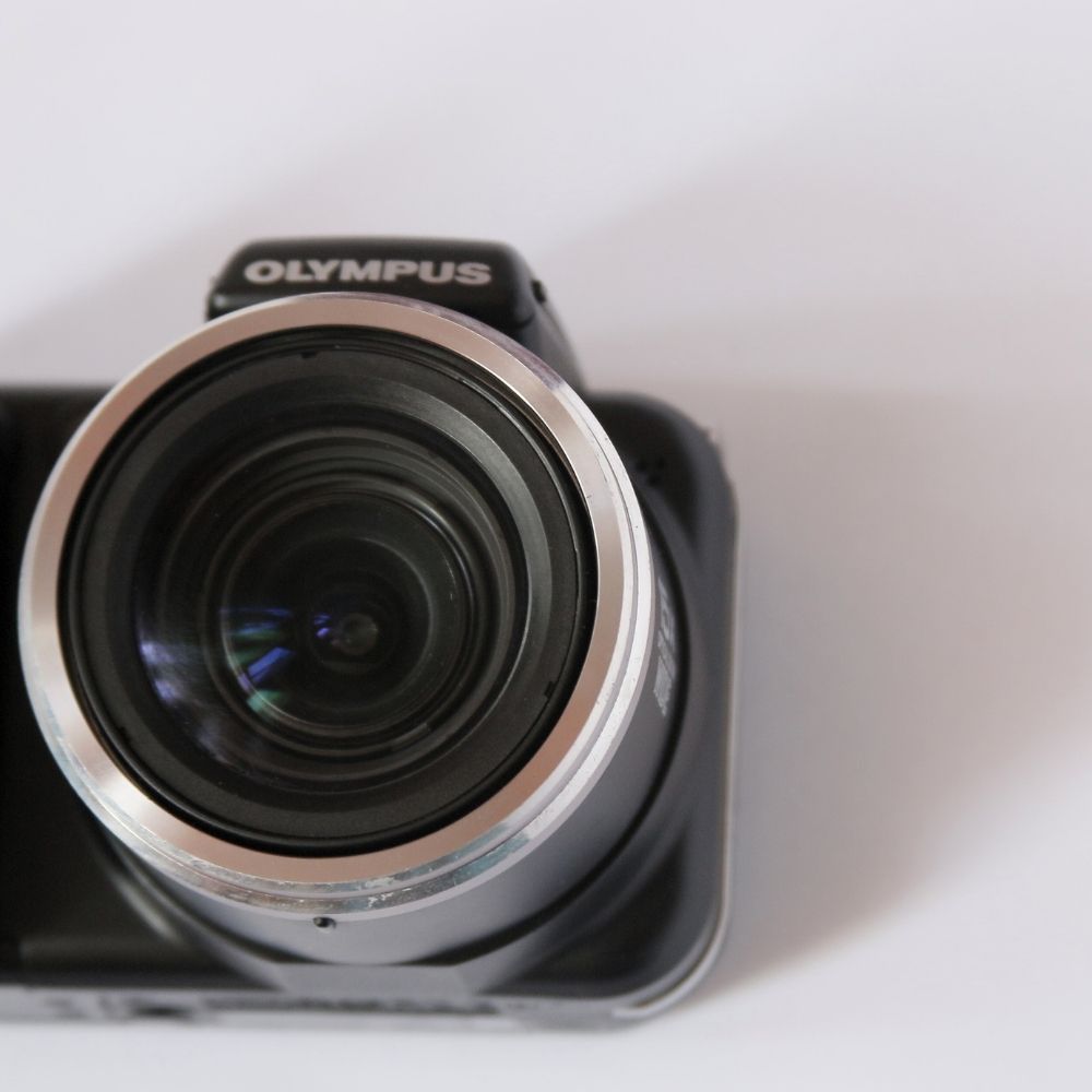 OLYMPUS SP-600UZ
