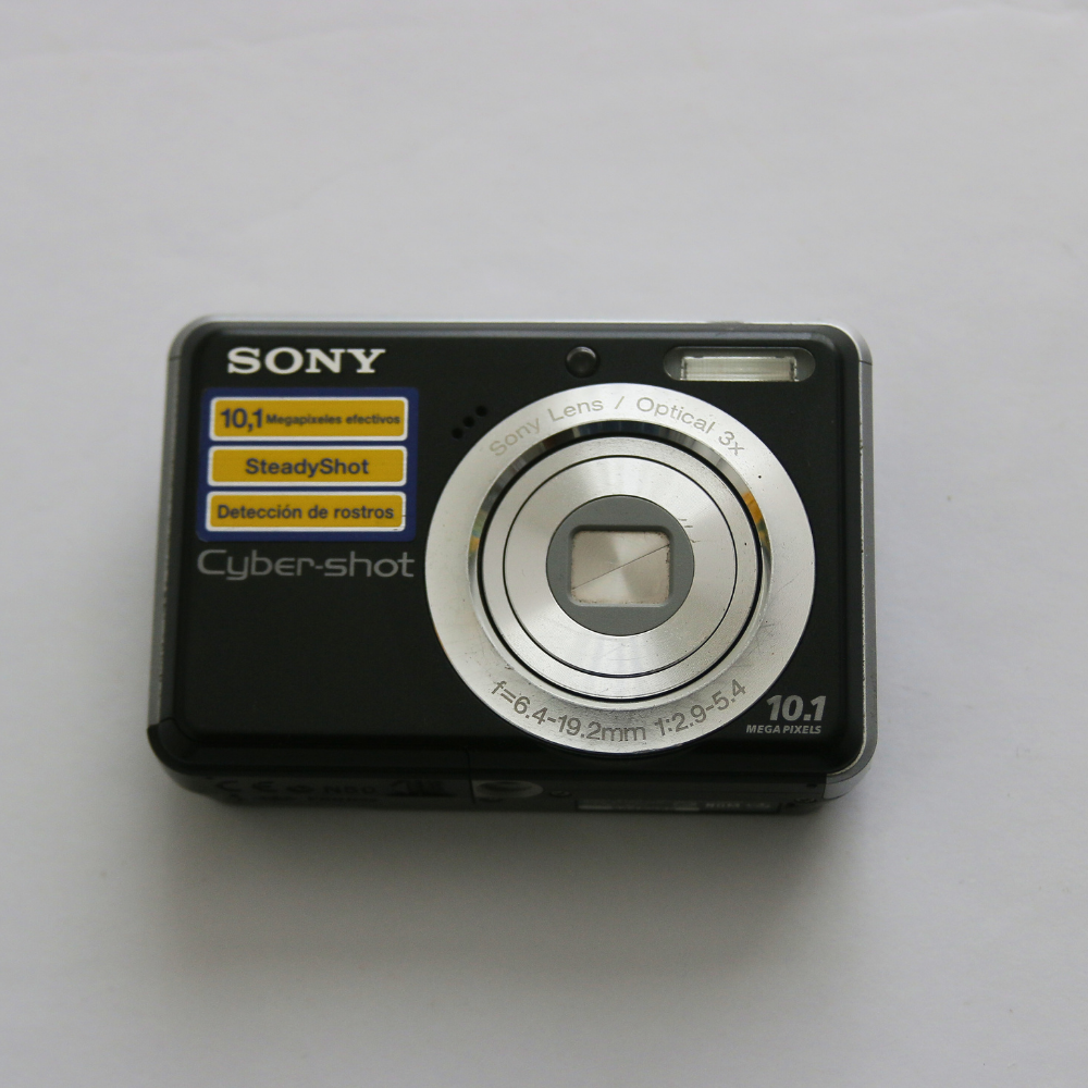 Sony Cyber-shot DSC-S930