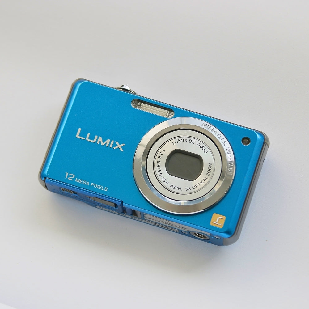 Panasonic LUMIX DMC-FH1