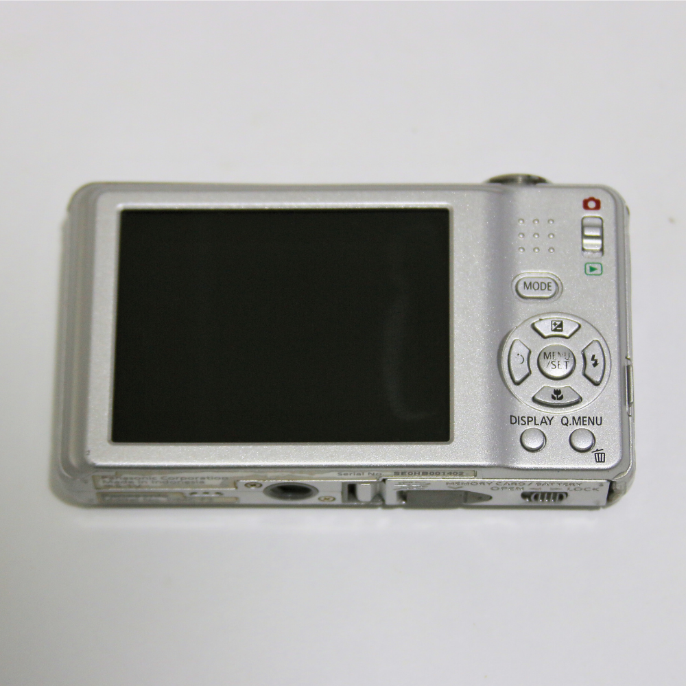 Panasonic Lumix DMC-F3