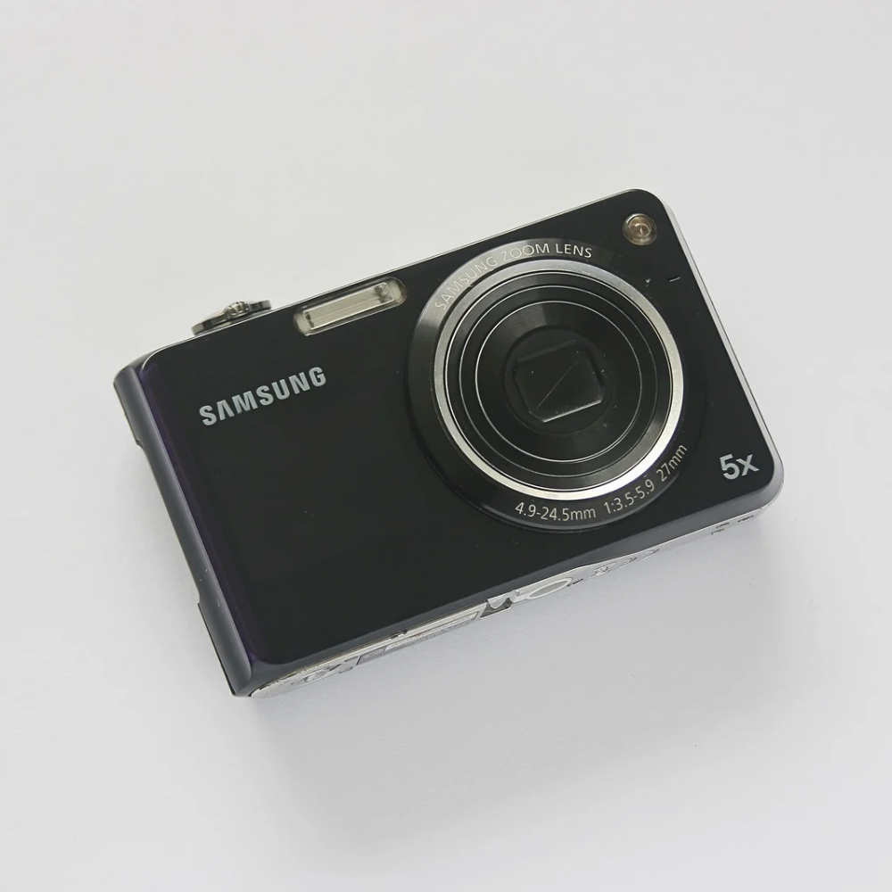Samsung PL150 Selfie