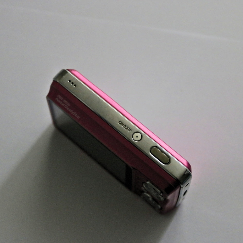 SONY Cyber-shot DSC-W220