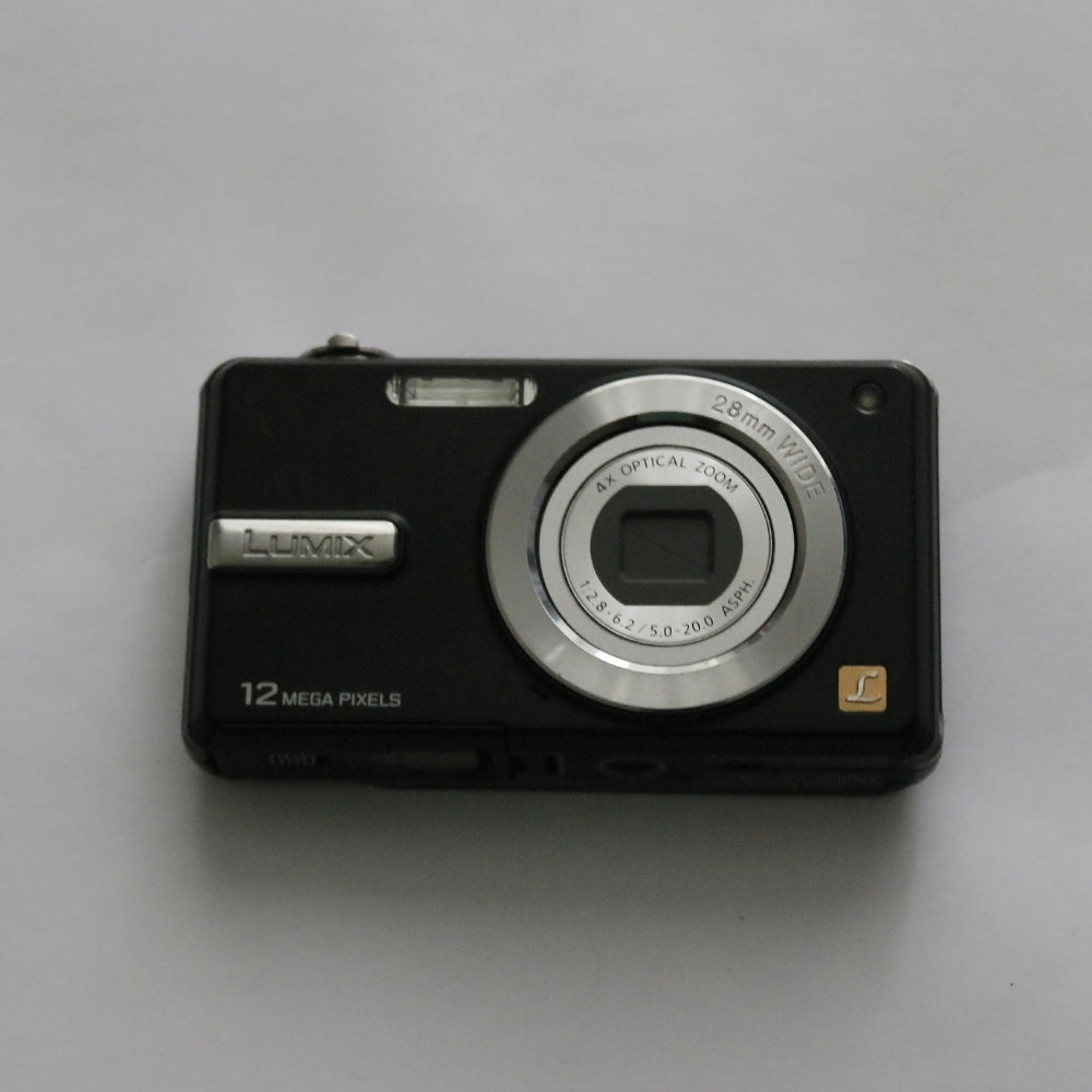 Panasonic Lumix DMC-F3