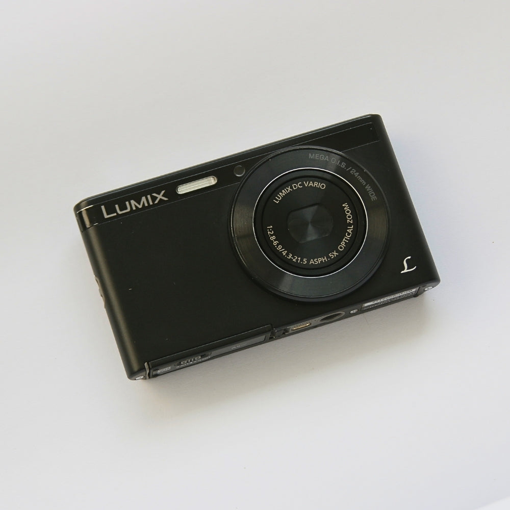 Panasonic LUMIX DMC-XS1
