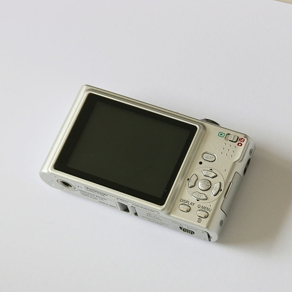 Panasonic LUMIX DMC-FS5