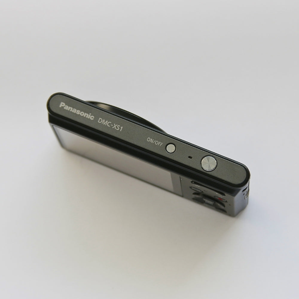 Panasonic LUMIX DMC-XS1