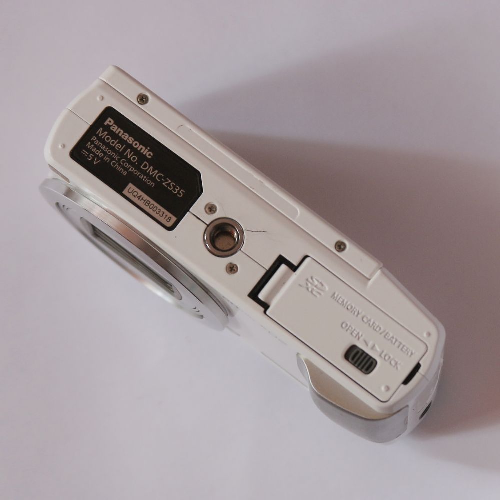 Panasonic LUMIX DMC-ZS35