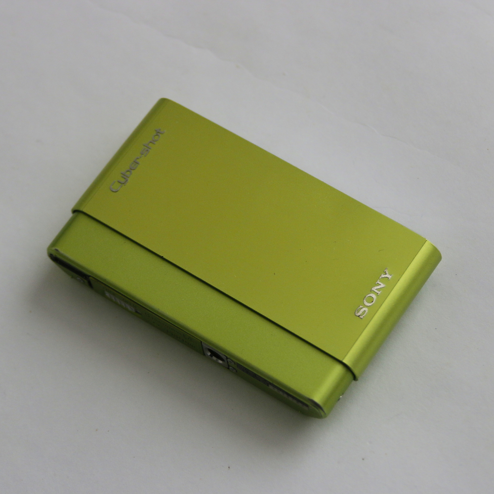 Sony Cyber-shot DSC-T77