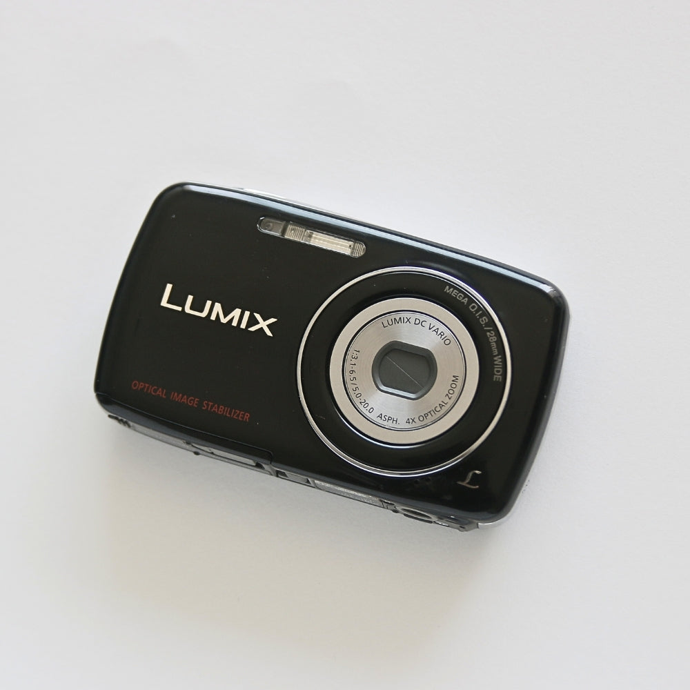 Panasonic LUMIX DMC-S3