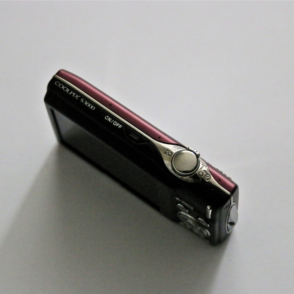 Nikon Coolpix S3000