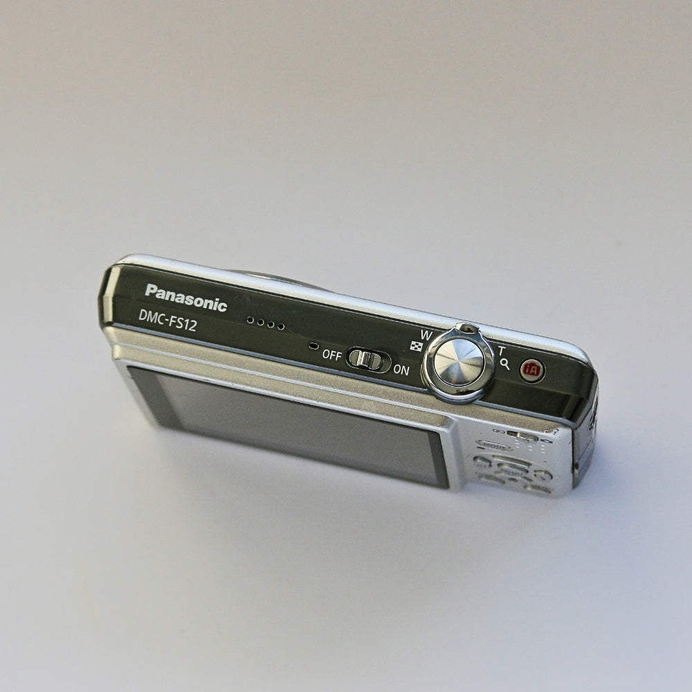 Panasonic LUMIX DMC-FS12
