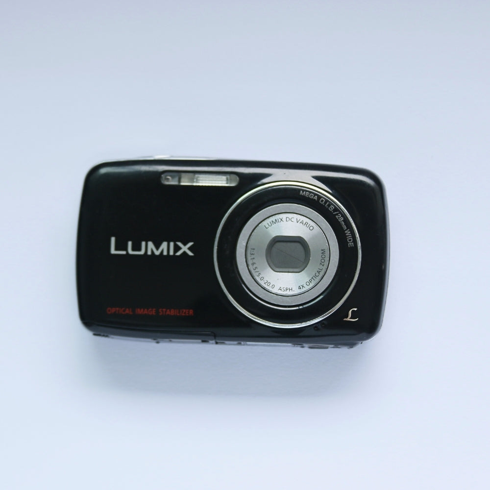Panasonic LUMIX DMC-S1