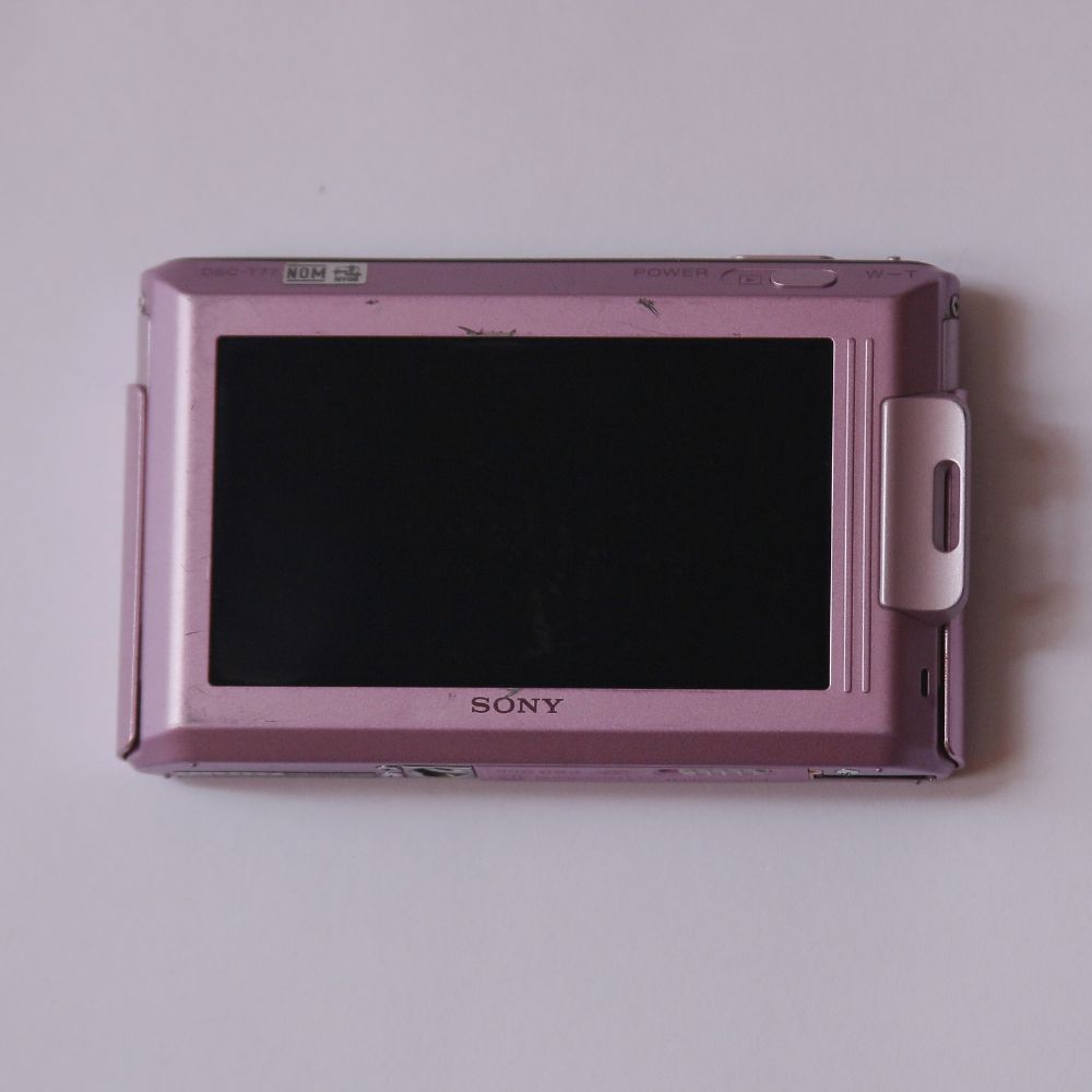 Sony Cyber-shot DSC-T77