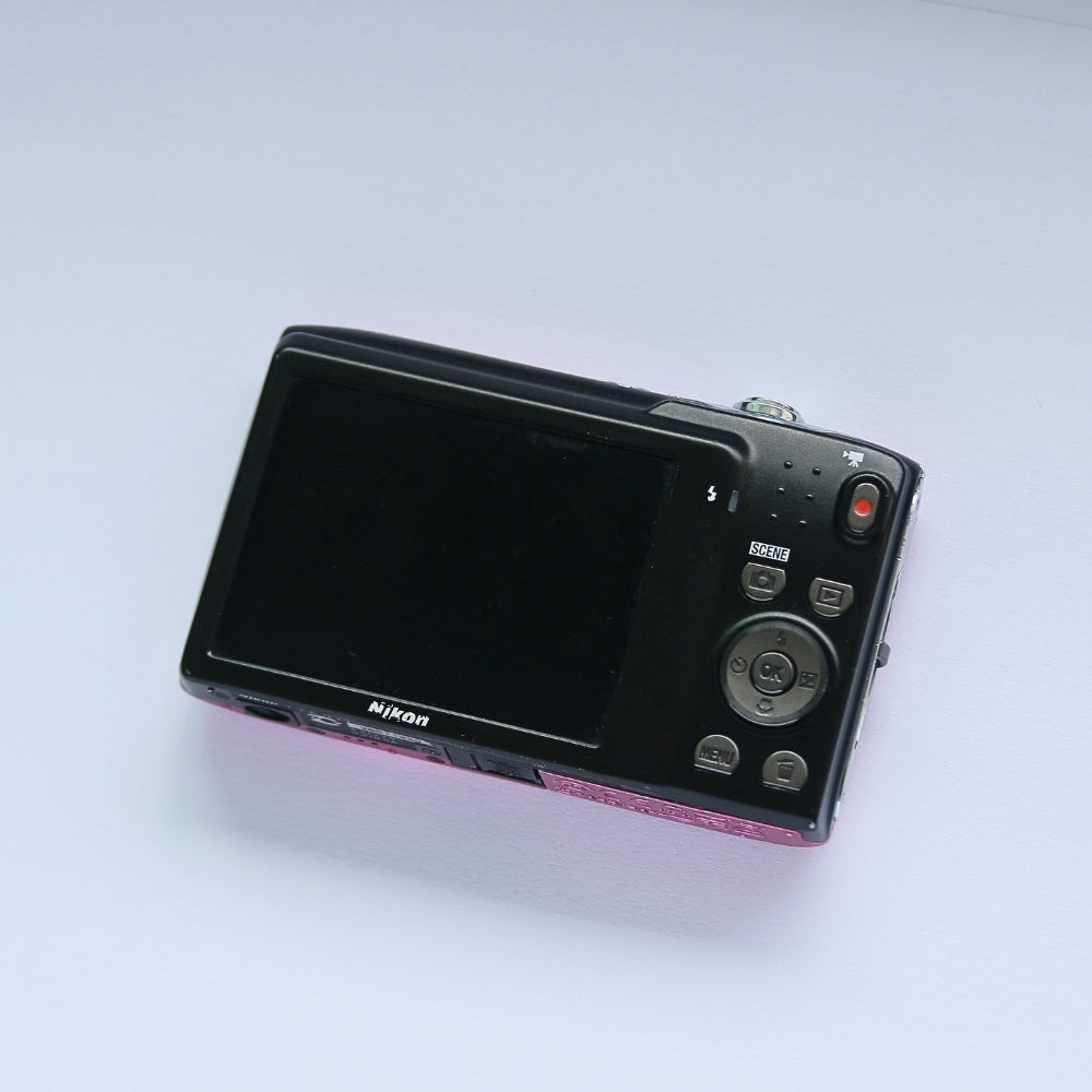 Nikon Coolpix S3100