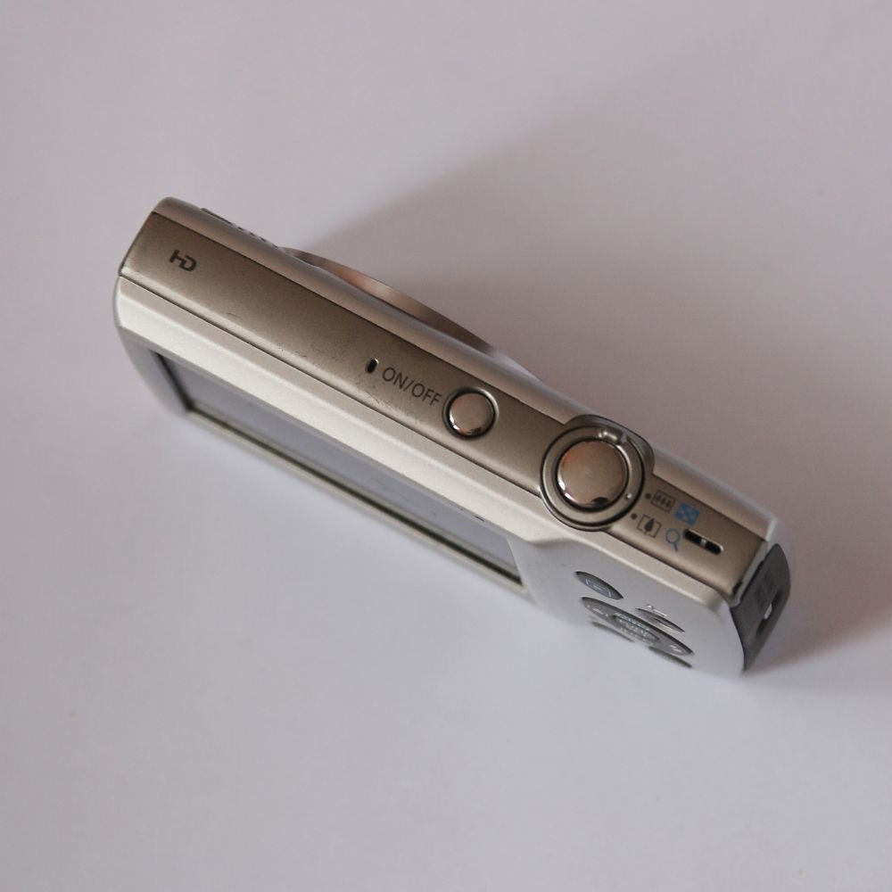 Canon PowerShot ELPH 180 HD