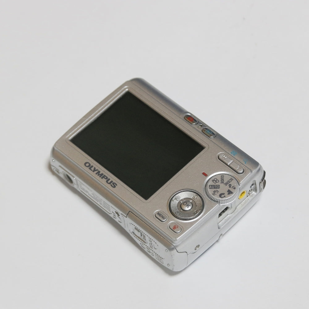 OLYMPUS X-760
